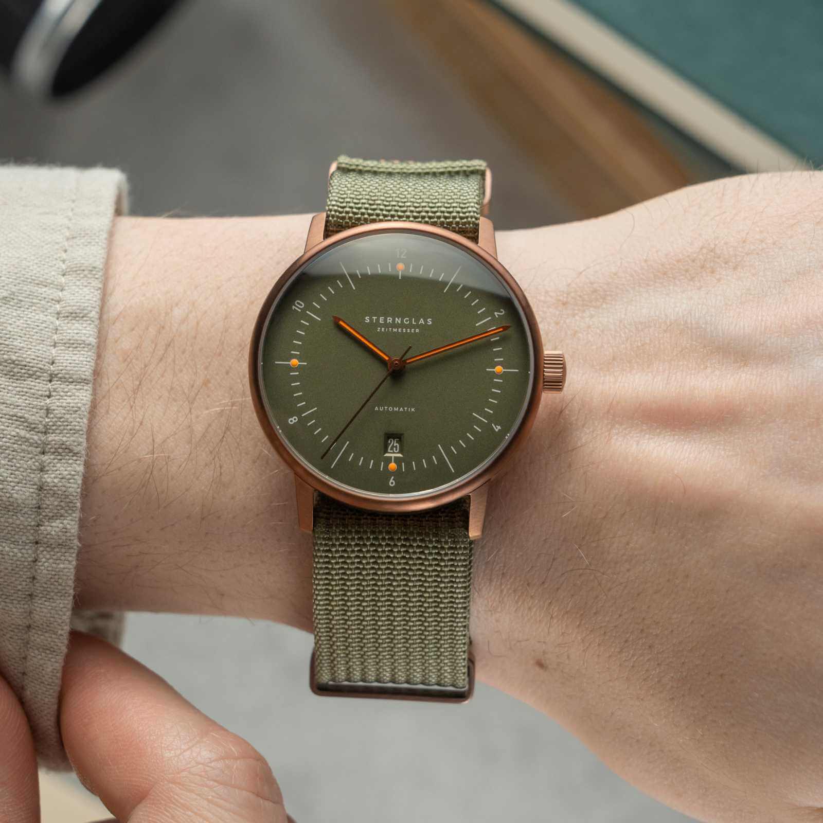 Naos Automatik dunkelgrün bronze - Image 10