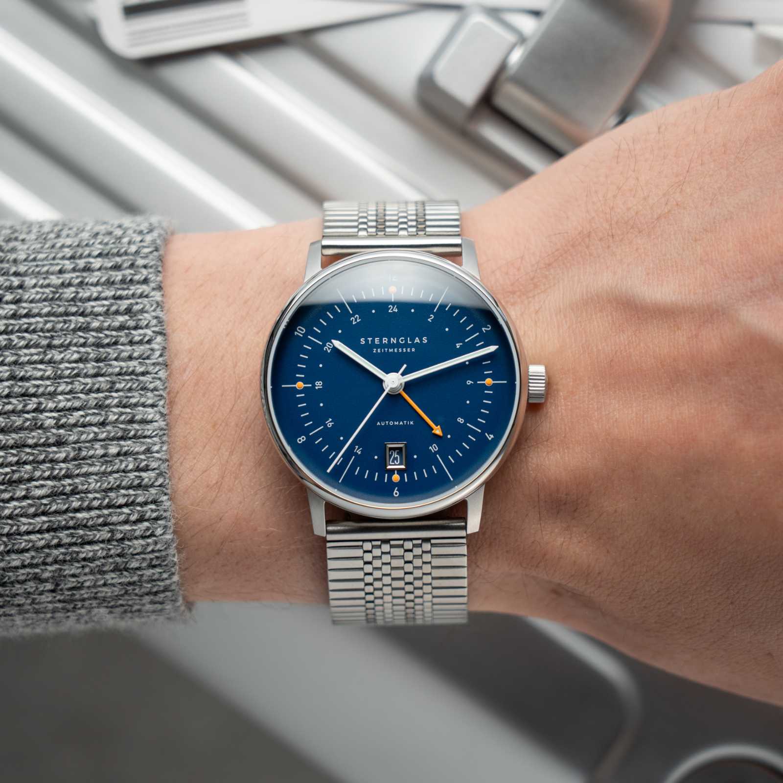 Naos Pro GMT Automatik dunkelblau - Image 9